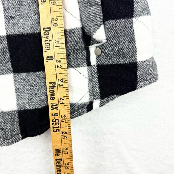 NWT Maurices Black Buffalo Plaid Sherpa Block Full Zip Vest Black/White Size XS - Picture 13 of 13